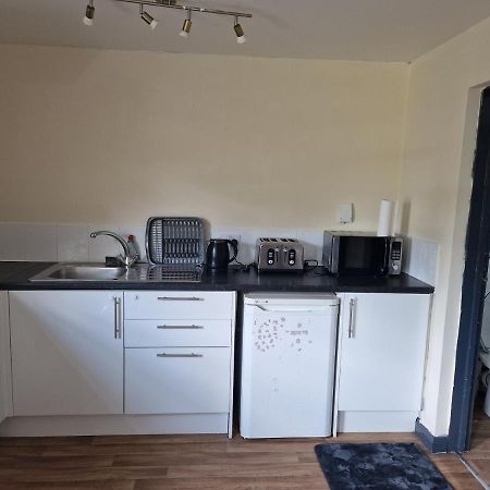 Maidstone Heights III - 1 Bedroom In Maidstone! 外观 照片