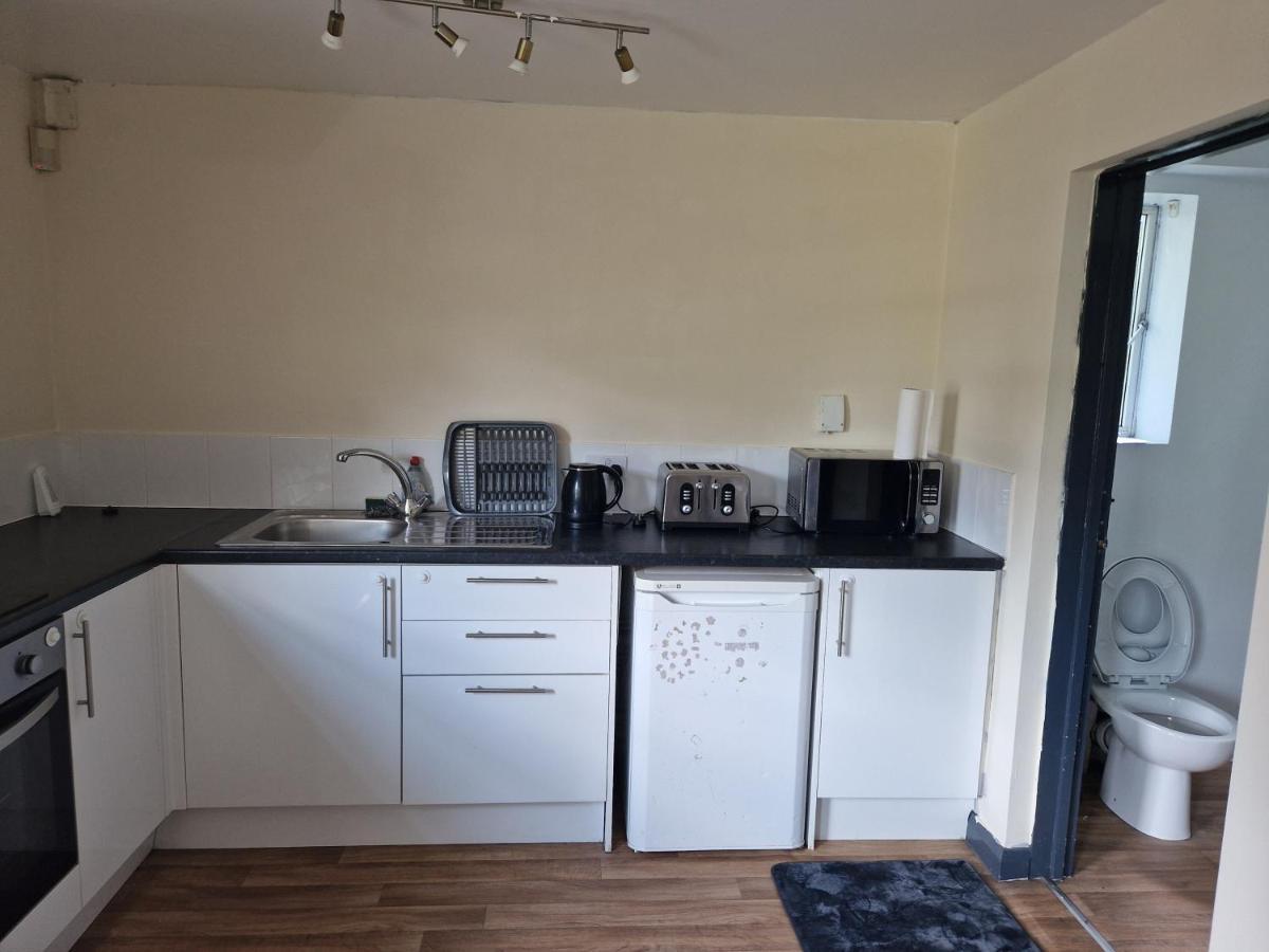 Maidstone Heights III - 1 Bedroom In Maidstone! 外观 照片